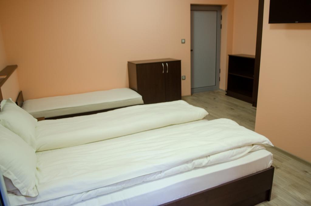 Guest House Dinevi Saparewa Banja Exterior foto