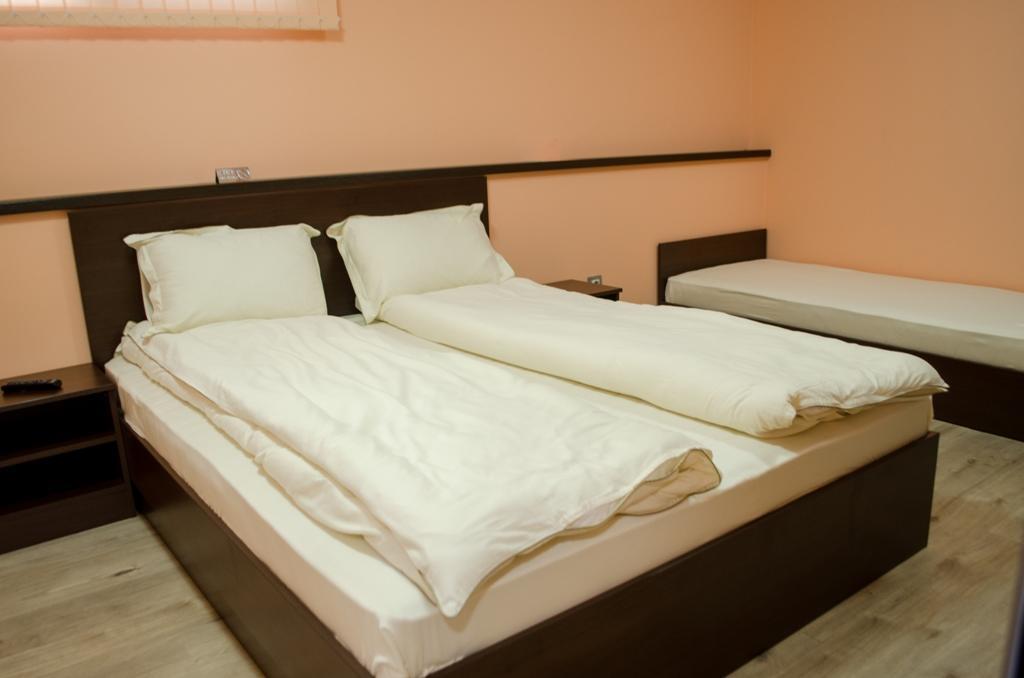 Guest House Dinevi Saparewa Banja Exterior foto