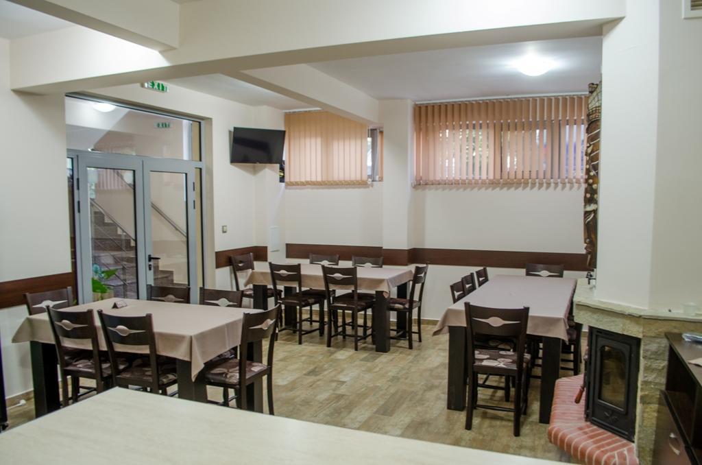 Guest House Dinevi Saparewa Banja Exterior foto